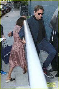 bradley-cooper-and-irina-shayk-attend-solo-a-star-wars-story-screening-in-nyc-04.jpg