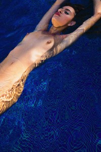 carla-guetta_maty-chevriere_8.thumb.jpg.1d3661bf18746c023f3ad96ba6a51c20.jpg