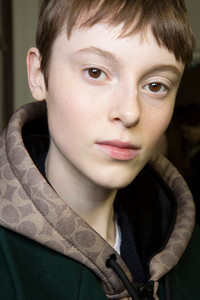 carven-bks-m-rf18-9967.thumb.jpg.c347a3360b1c240c1b992904adb5094d.jpg