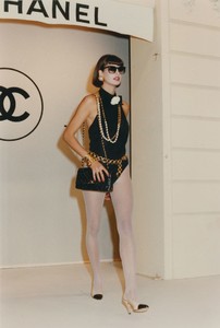 chanel-ss-1986-1.thumb.jpg.45e0ec77808f67e6b920241a396a6bec.jpg