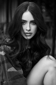charliejuliaunderwood7.jpg