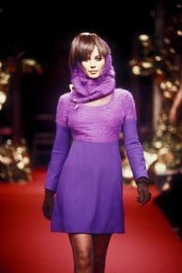 christian-dior-hc-fw-1994-2.thumb.jpg.b2134fbe906e03a4763f5b589a2c87bc.jpg