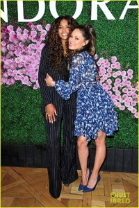 ciara-celebrates-pandora-jewelrys-mothers-day-collection-with-ali-larter-vanessa-lachey-01.jpg