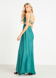 d244e2b9140b4ef9adb8d42b4b90c77a.jpg