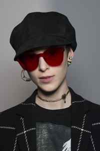 dior-bks-v-rf18-7360.thumb.jpg.dc59d04be8861b9d26aef748bf8868bf.jpg