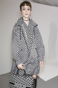 dior-bks-z-rs18-6171.thumb.jpg.1107d7869da5f0ade90a8253e78cf423.jpg