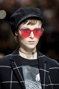 dior-clp-rf18-6965.thumb.jpg.ef1448acdd95cb30dec40eeba0f531fb.jpg