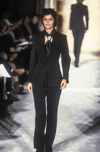 dirk-bikkembergs-fw-1997-16.thumb.jpg.a4859c9333d3eef9b4b7906a01256b7f.jpg