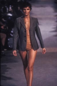 dirk-bikkembergs-ss-1997-8.jpg.5e55d51a8ba39f31c007c16a81761e85.jpg