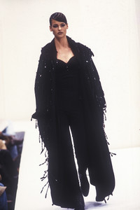 dolce-gabbana-fw-1990-3.thumb.jpg.638dc72d4adf6f93116e2789f1115efa.jpg