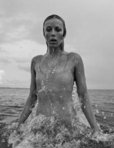 edie_vogueparis_junjul18_zorka_tfs_12.jpg