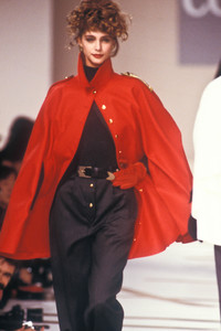 enrico-coveri-fw-1988-2.thumb.jpg.eb735110a0e2351c41bfd877f98a78a9.jpg