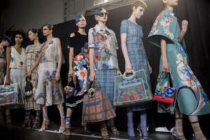 fendi-bks-b-rs18-8703.thumb.jpg.24a060518d5e5c7231b1dd2bd0fdcb49.jpg