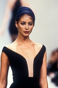 herve-leger-ss-1994-4.thumb.jpg.115c09dd51b2a5bcf5e0c8bfc76339e8.jpg