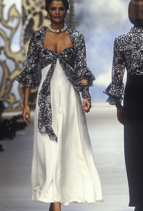 jacques-fath-ss-1994-19.thumb.jpg.c8be1669f714552104d4f7707b0bfc77.jpg