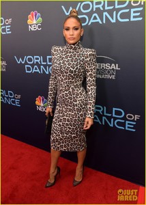 jennifer-lopez-jenna-dewan-world-of-dance-event-01.jpg