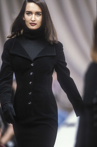 jil-sander-fw-1991-1.thumb.jpg.03ffe62a04d0f3a185fe0084fdf61ebb.jpg