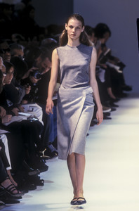 jil-sander-fw-1997-2.thumb.jpg.fdb269bcfcba598aab1b9f8159129934.jpg