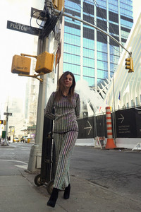 julia_restoin_roitfeld_7_dias_7_looks_estilo_299019908_620x930.jpg