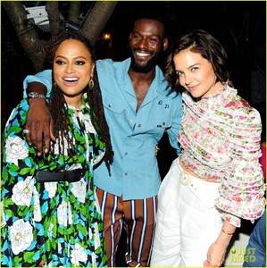 katie-holmes-mother-step-out-to-support-ava-duvernay-at-queen-sugar-garden-party-02.JPG