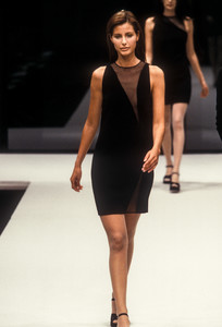 krizia-fw-1997-4.thumb.jpg.8adfa719aeb8ad8564df47acb16c6344.jpg