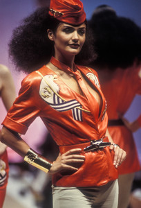 krizia-ss-1993-20.thumb.jpg.85f65c740261f0a079294ddd9e273f75.jpg