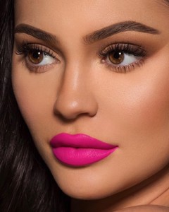 kylie-jenner-kylie-cosmetics-campaign-boss-ironic-and-say-no-more-2018-0.jpg