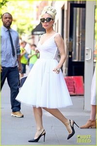 lady-gaga-white-dress-05.jpg