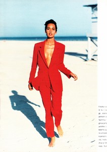 marie_claire_italia_march_1990_16.thumb.jpg.7132967229c6e333ec53227a188e9df3.jpg