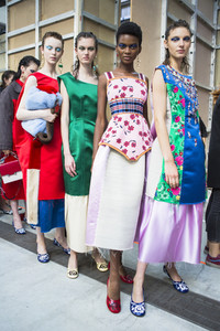 marni-bks-m-rs18-1229.thumb.jpg.ba9aee5714ffd1792c24bfa7f108352d.jpg