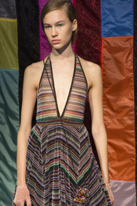 missoni-bks-z-rs18-3857.thumb.jpg.8832ed7e6ae6f6ed4f4e401f5103a5fd.jpg