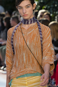 missoni-clpr-rs18-1840.thumb.jpg.e66cc6e71efe4292aea3c51702994d63.jpg