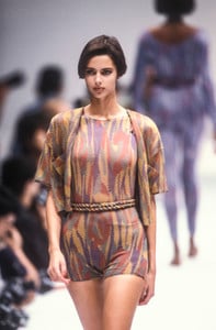 missoni-ss-1991-1.thumb.jpg.e541e18ba27124f2081f9cd6734ab5de.jpg