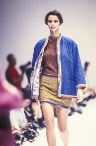 missoni-ss-1991-2.thumb.jpg.21065fe1911833097fec78d7877f17a0.jpg