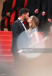 nabilla-benattia-and-thomas-vergara-attend-the-screening-of-solo-a-picture-id958870088.jpg