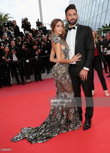 nabilla-benattia-and-thomas-vergara-attend-the-screening-of-solo-a-picture-id958907574.jpg