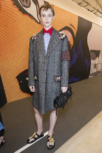prada-bks-z-rs18-0766.thumb.jpg.8df1bae96d739ce382036b9526dfcd6a.jpg