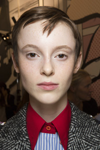prada-bks-z-rs18-0916.thumb.jpg.10db9139b81a398d2396d57a30713bb8.jpg