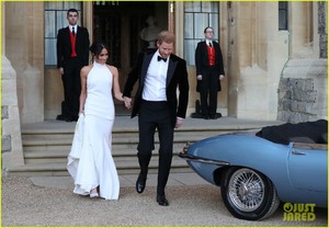 prince-harry-meghan-markle-second-wedding-dress-01.jpg