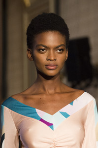 pucci-clp-rf18-4622.thumb.jpg.46c0868b618fdfce6019f29a46b2abba.jpg
