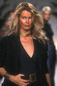 ralph-lauren-ss-1997-10.thumb.jpg.30237f3fea9110f2fd6e1cf432ab88fc.jpg