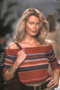 ralph-lauren-ss-1997-17.thumb.jpg.11d46f2d4f025377293fe6b0e6ae5982.jpg