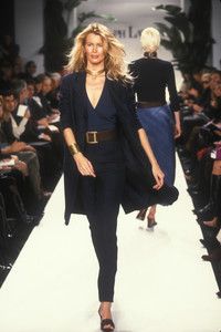 ralph-lauren-ss-1997-8.thumb.jpg.b8b1d3ed87610c757629db6b69165135.jpg