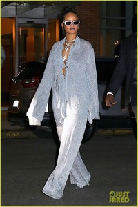rihanna-switches-it-up-for-met-gala-2018-after-party-02.jpg