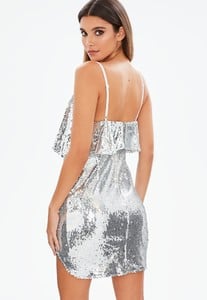 robe--sequins-argents-col-bnitier.jpg
