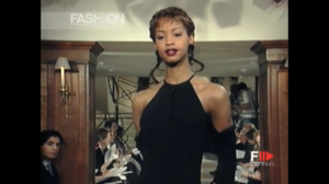 robertson-1994xfw-rochas-002_1.thumb.png.2ef63146a467dce201a6a565ec05403f.png