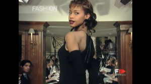 robertson-1994xfw-rochas-004.thumb.png.df2f8ad2dfd7837c74473ed380b60f3d.png