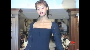 robertson-1994xfw-rochas-036.thumb.png.84dc1b841c9c174487cffdcff5628a48.png