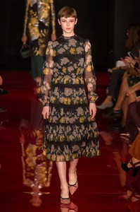rochas-rs18-0922.thumb.jpg.e8a322983117f4af35308e11da968c9c.jpg