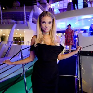 rose_bertram_31888440_604727566549926_503788724539097088_n.jpg